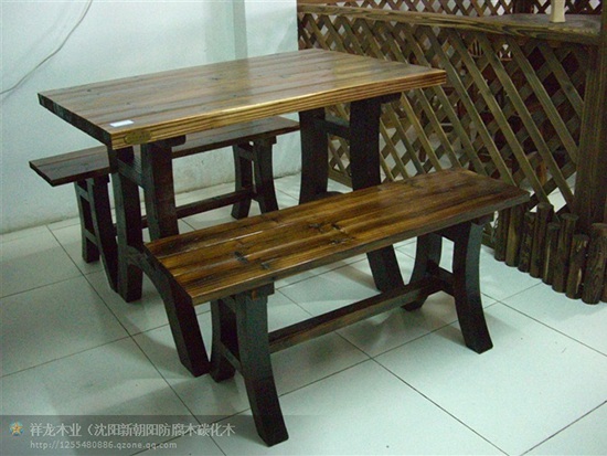 木桌椅 